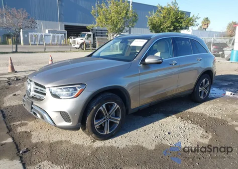 2021 Mercedes-Benz Glc 300 4Matic Suv z USA, uszkodzony, nr VIN W1N0G8EB8MF914173